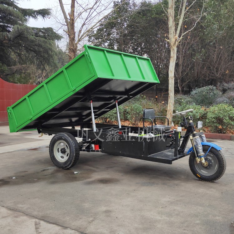 出口礦用三輪電動(dòng)翻斗車(chē)電瓶連接線(xiàn)注意事項(xiàng)